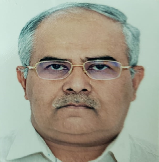 Dr. Ashwani Kumar Narula (Warden)